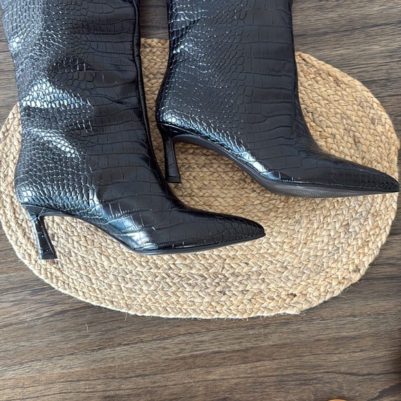 Black Steve Madden Boots - Picture 2 of 4